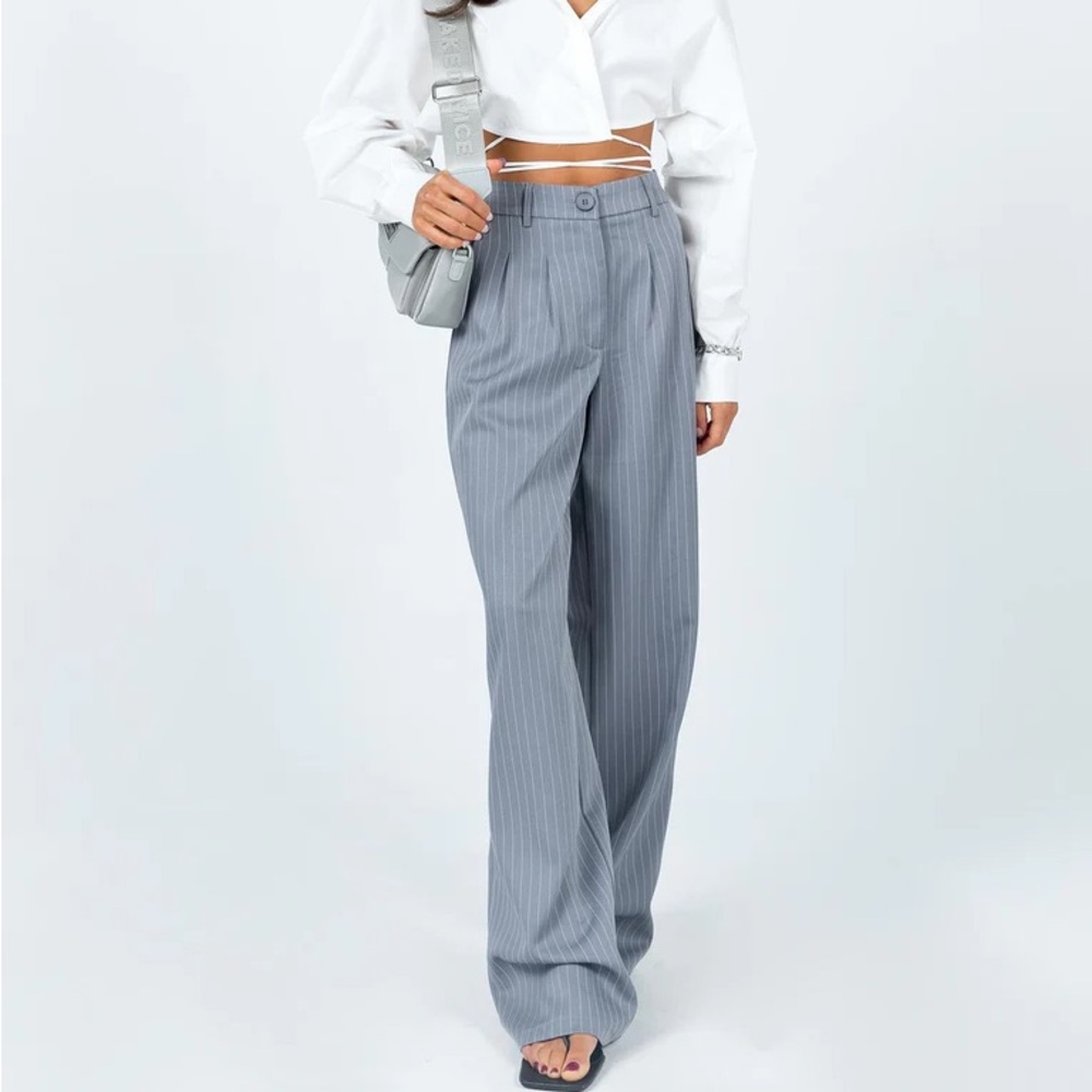 Princess Polly Archer Pants Pinstripe Grey Petite - Picture 11 of 12